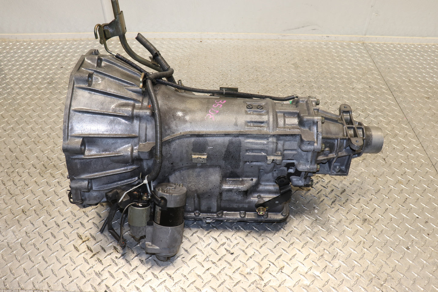 2003 2004 2005 Infiniti G35 5 Speed Automatic RWD Transmission JDM VQ35DE 3-Plug RE5R05A