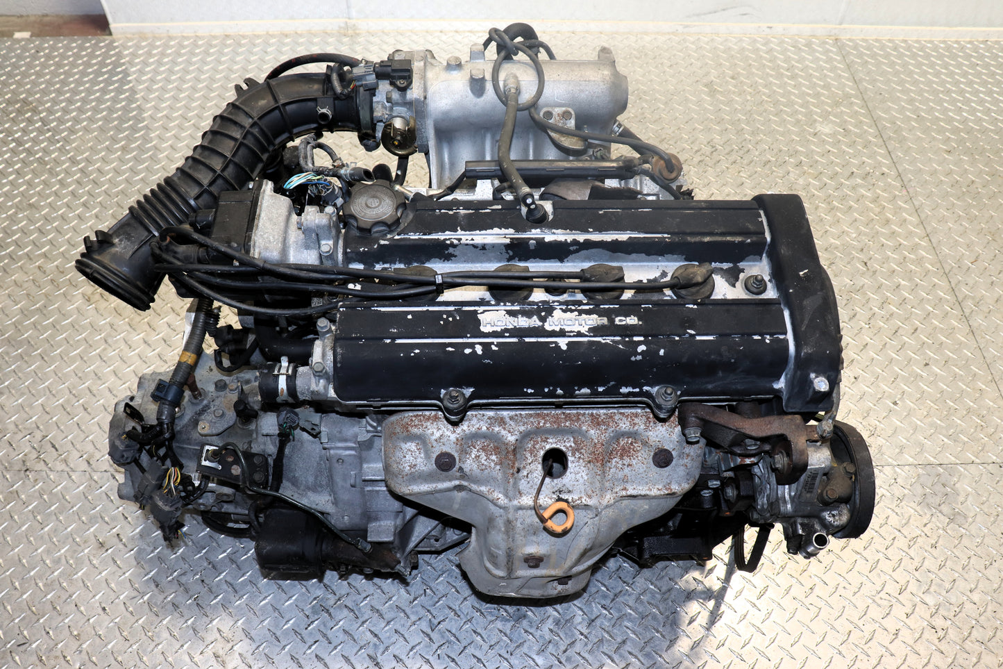 Low mileage JDM B18B engine for 94-01 Acura Integra.
