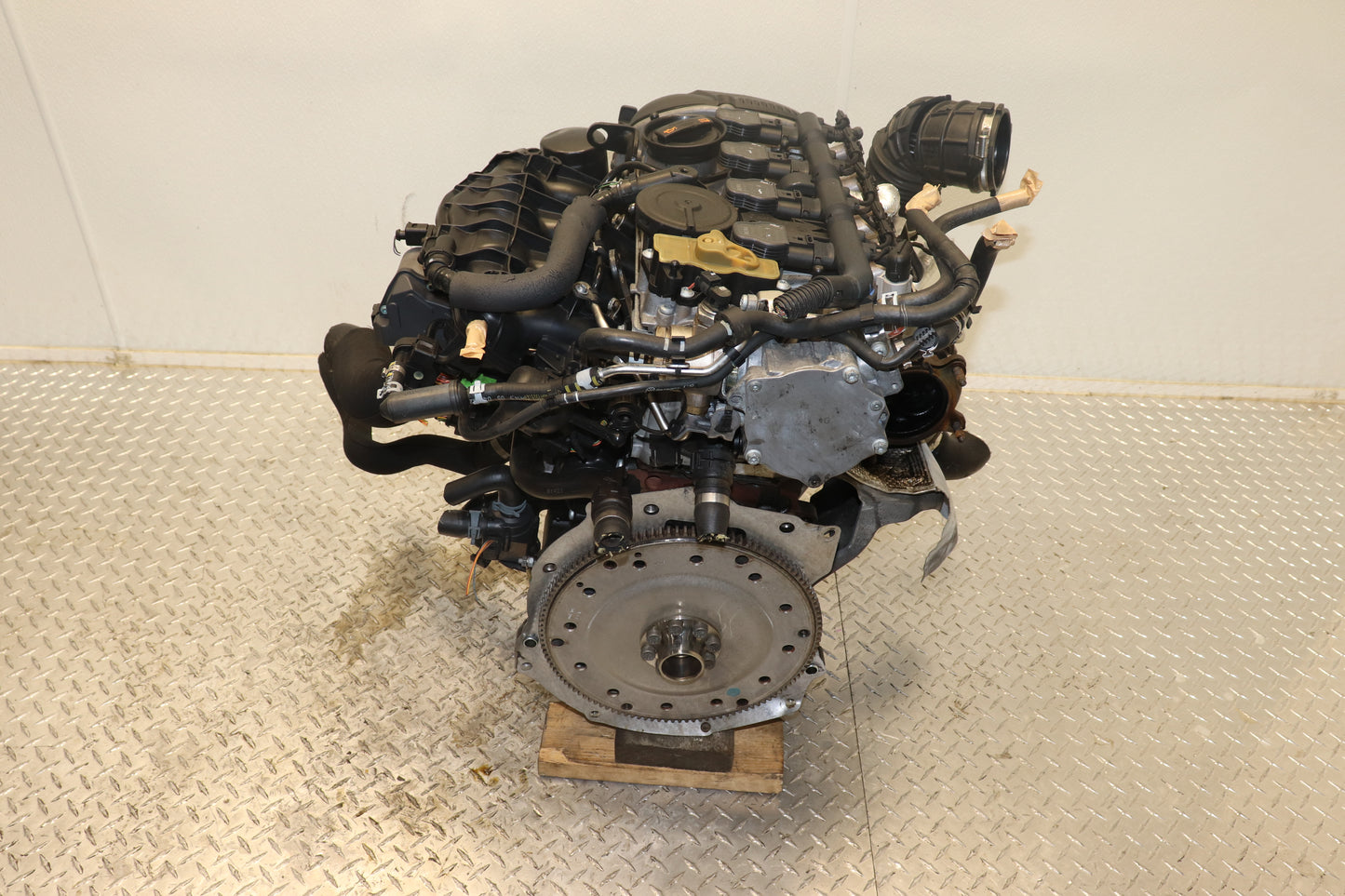 2009 2010 2011 2012 Audi A4 2.0L TFSI Engine Long Block CAEB CAED CAE