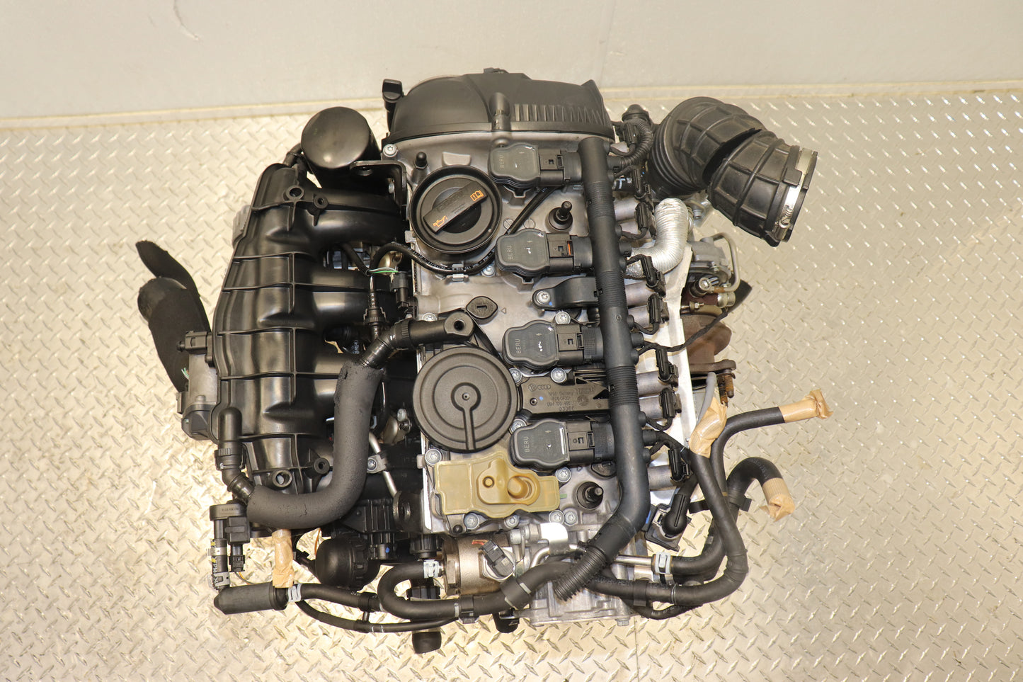 2009 2010 2011 2012 Audi A4 2.0L TFSI Engine Long Block CAEB CAED CAE