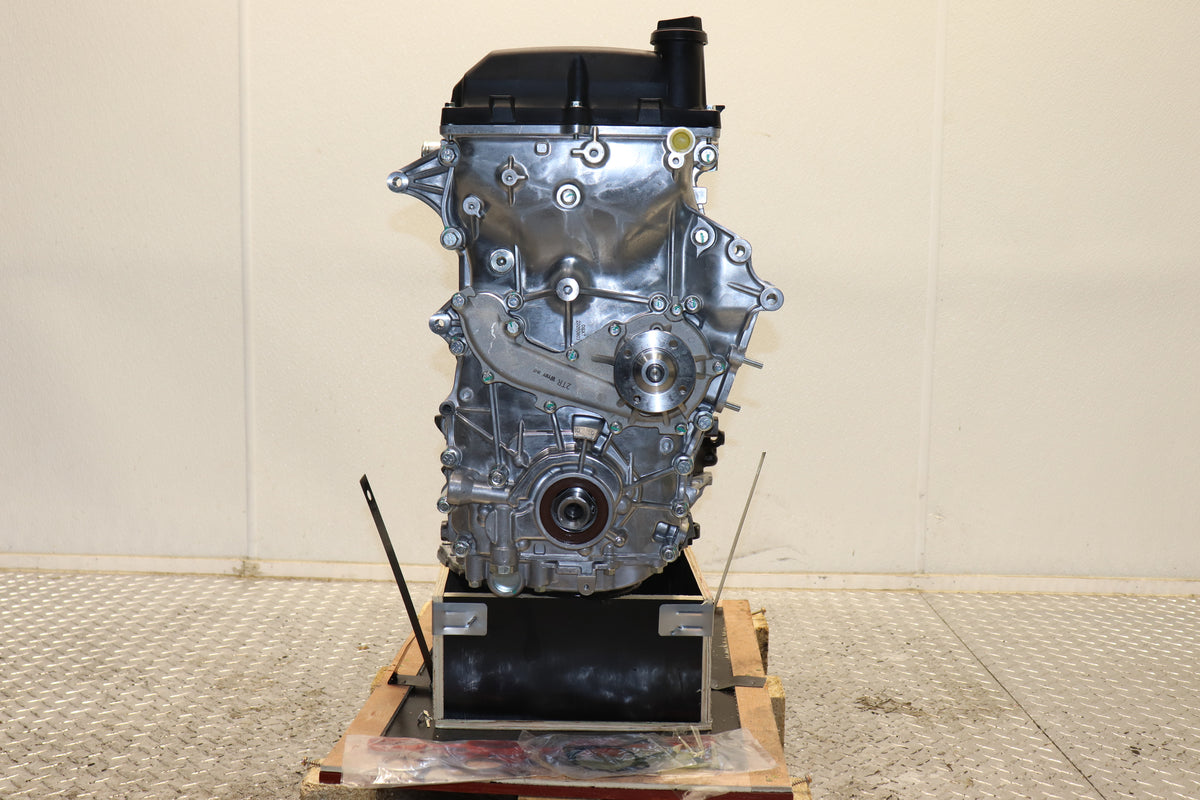 JDM 2005-2015 TOYOTA TACOMA DOHC VVTI ENGINE 2TR-FE BRAND NEW RE MANUFACTURE  (Brand New Long Block 0 MILEG